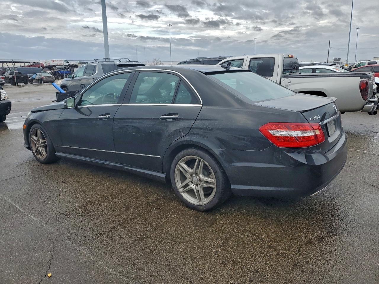 2011 MERCEDES-BENZ E-Class