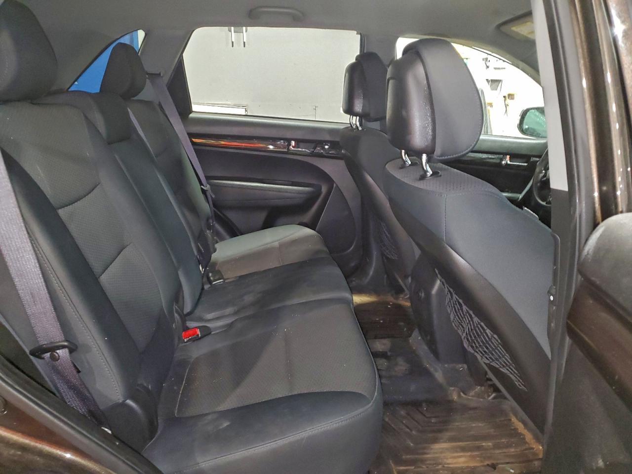 2011 KIA SORENTO