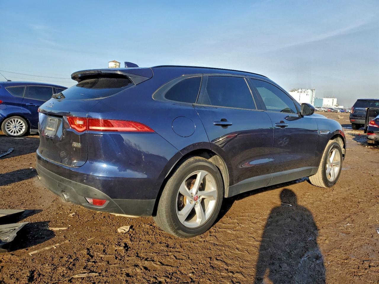 2017 JAGUAR F-Pace