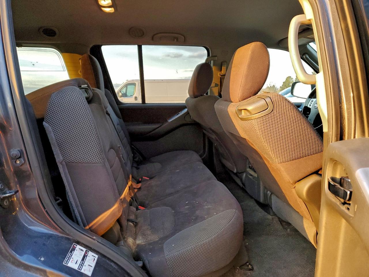 2012 NISSAN PATHFINDER