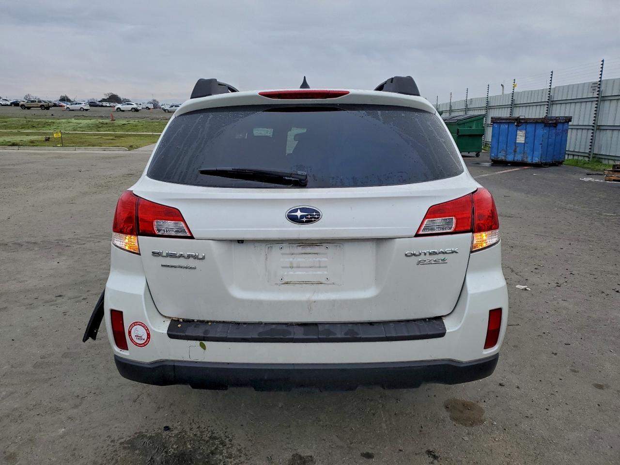 2014 SUBARU Outback