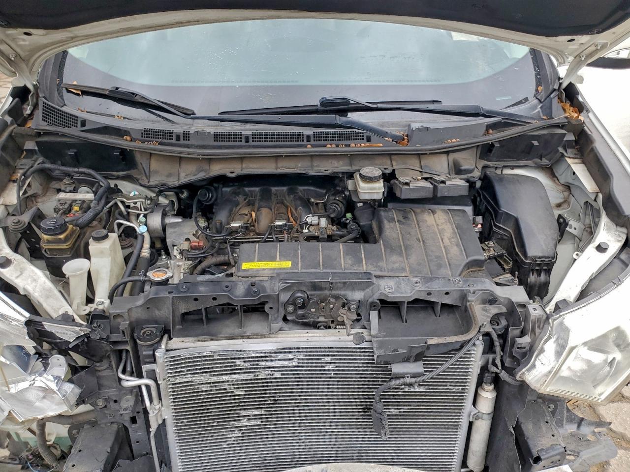 2012 NISSAN Quest