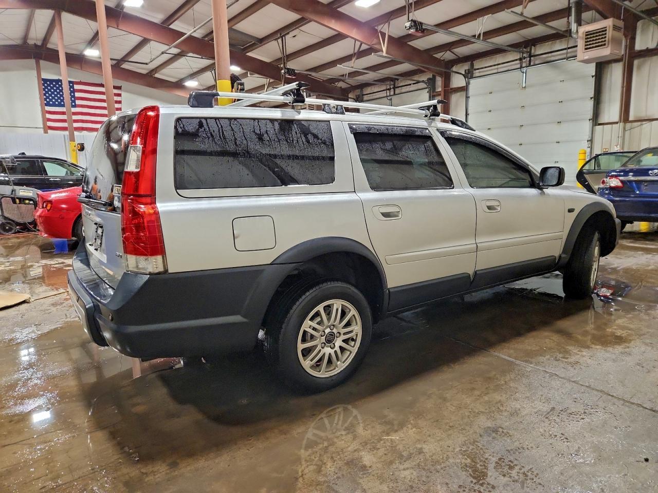 2006 VOLVO XC70