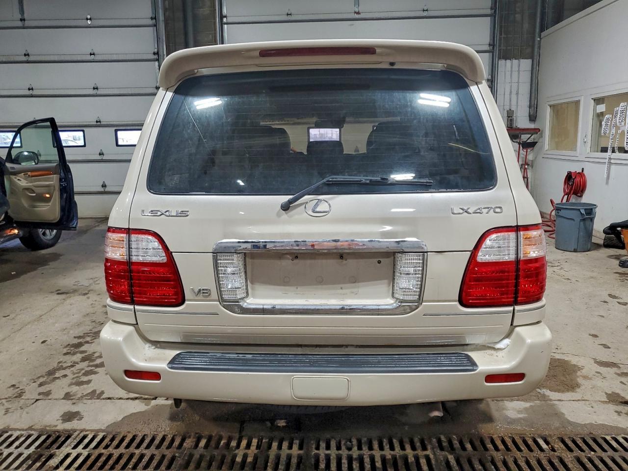 2003 LEXUS Lx 470