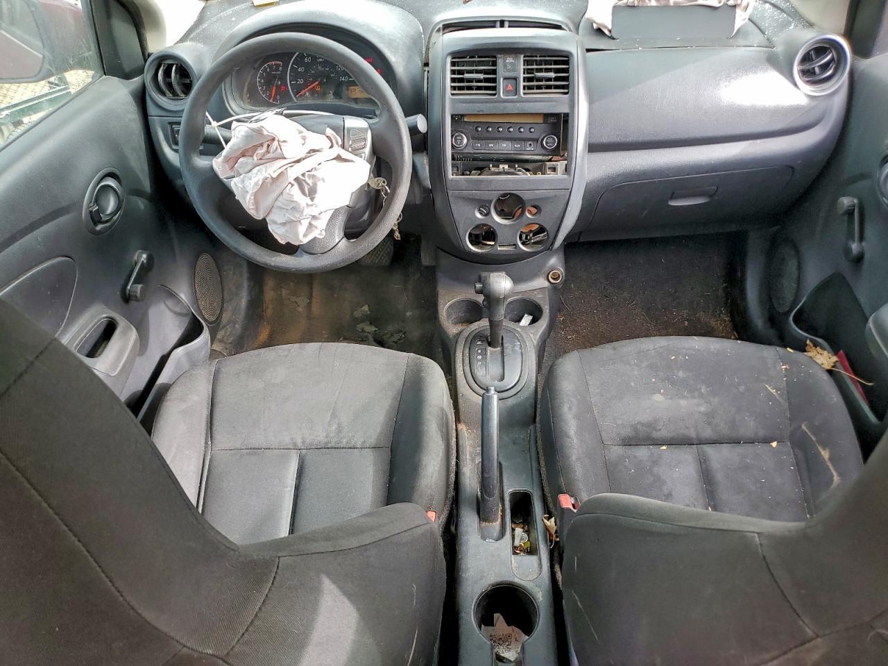 2017 NISSAN VERSA
