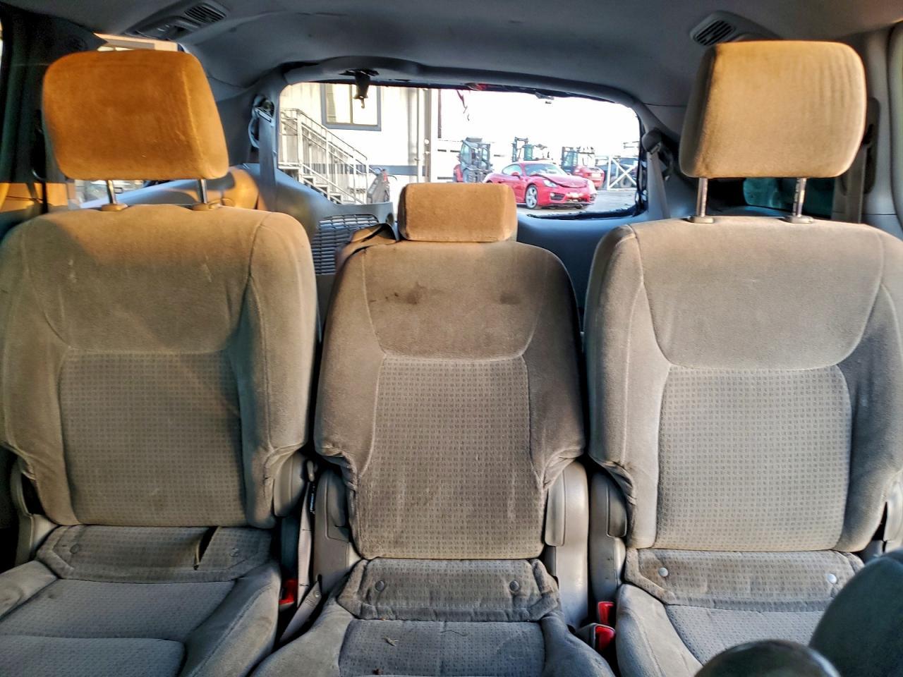 2006 TOYOTA SIENNA