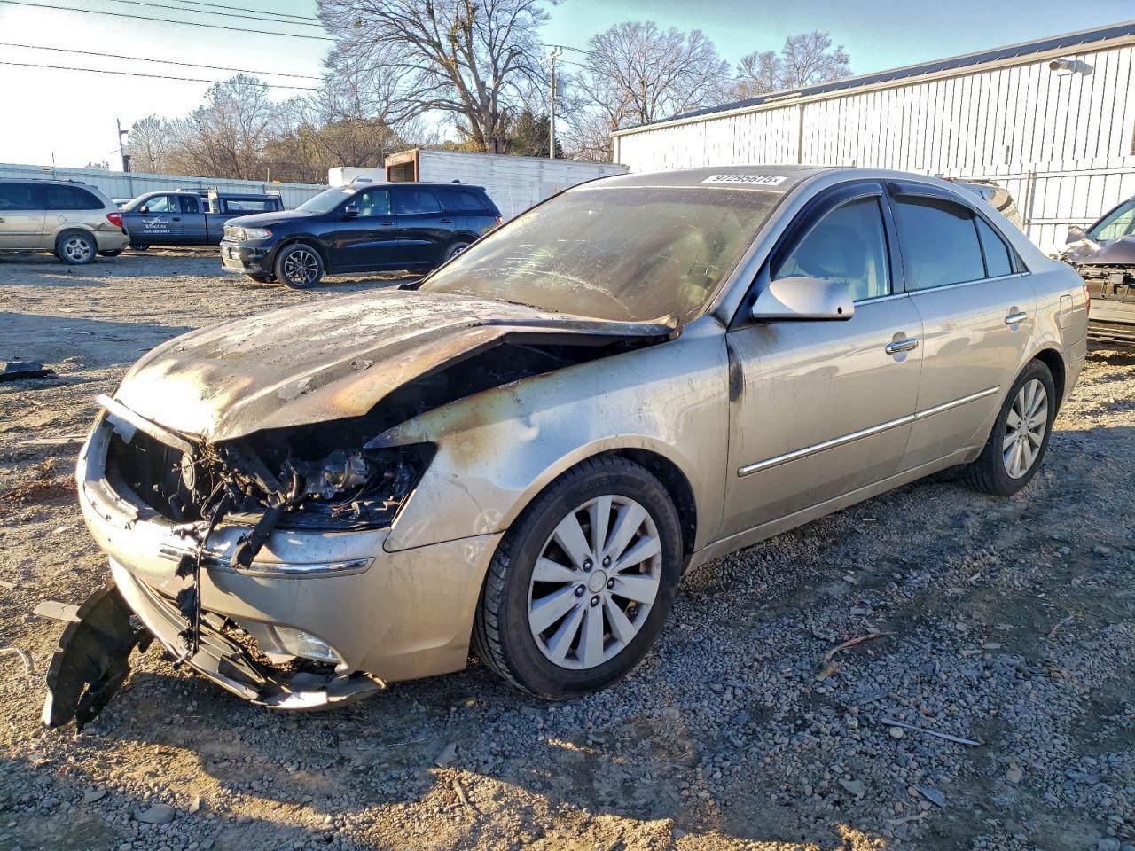 2010 HYUNDAI SONATA