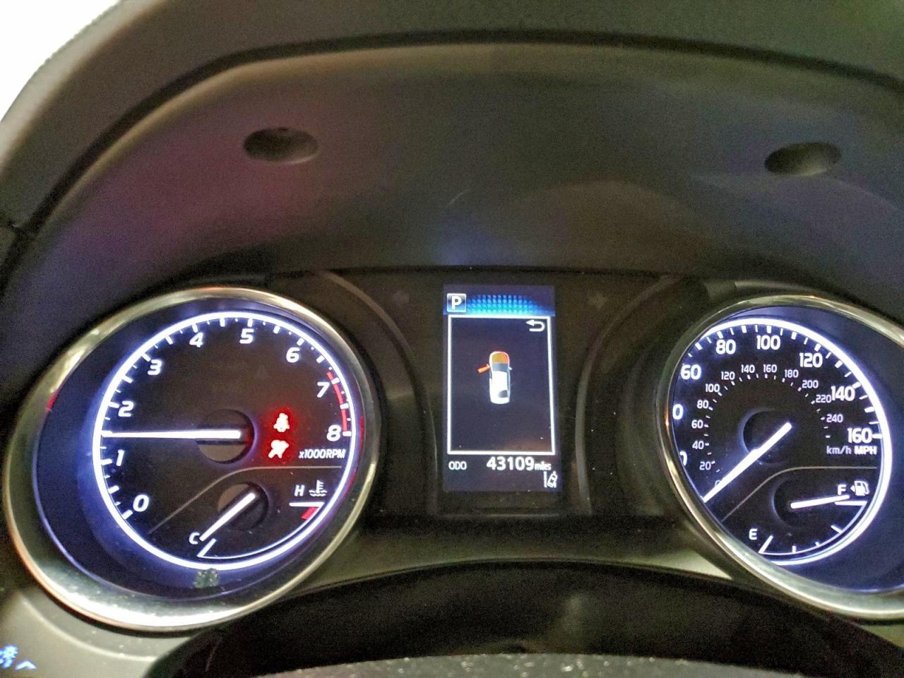 2019 TOYOTA CAMRY