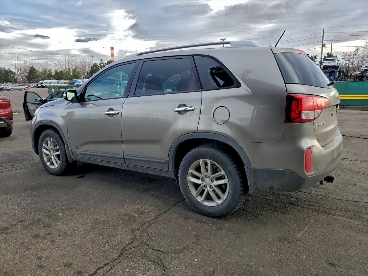 2015 KIA SORENTO