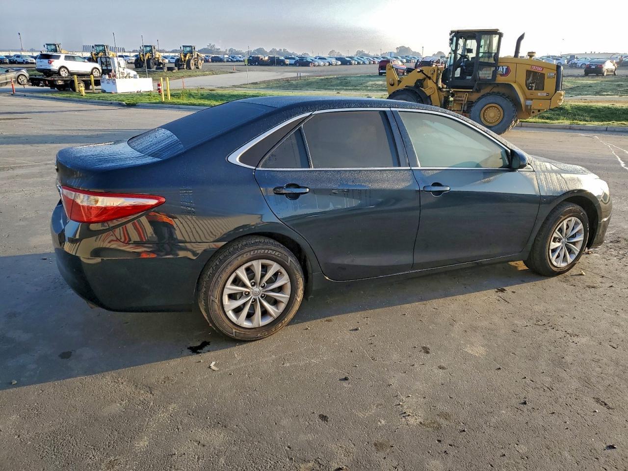 2016 TOYOTA CAMRY