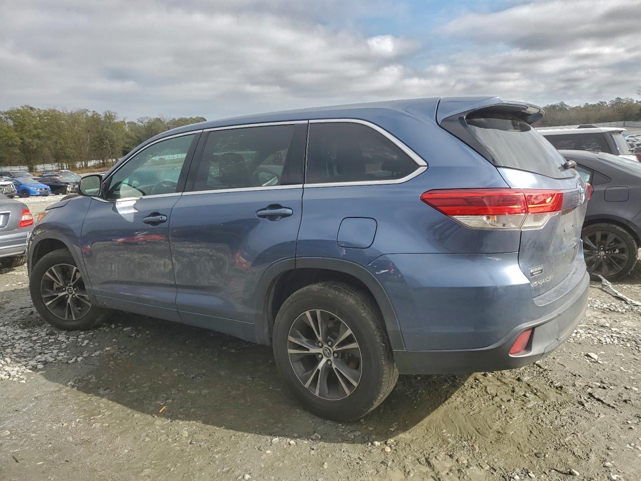 2019 TOYOTA HIGHLANDER