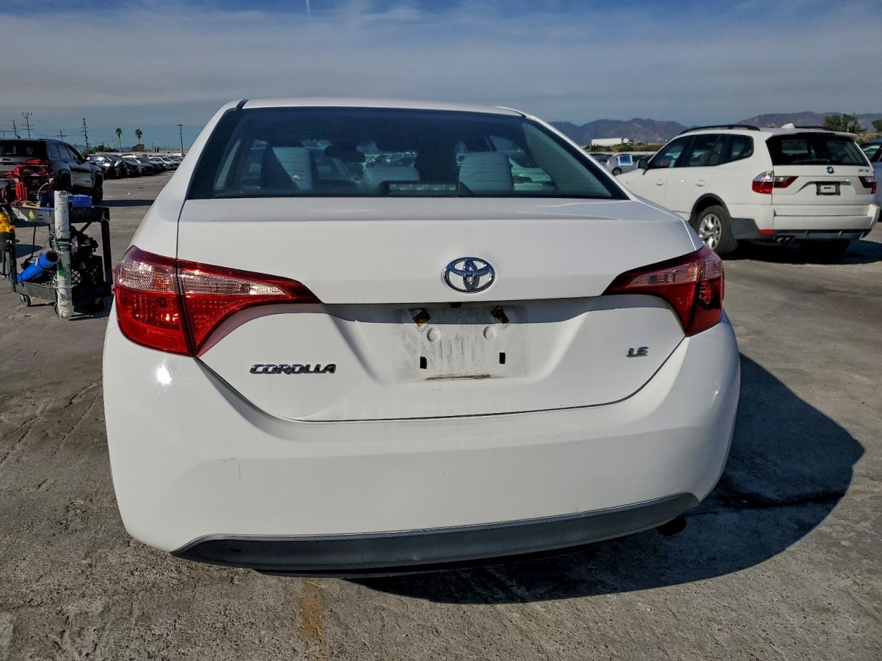 2018 TOYOTA COROLLA