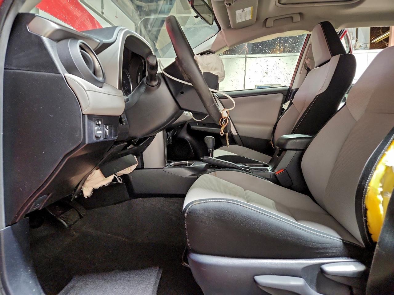 2016 TOYOTA RAV4