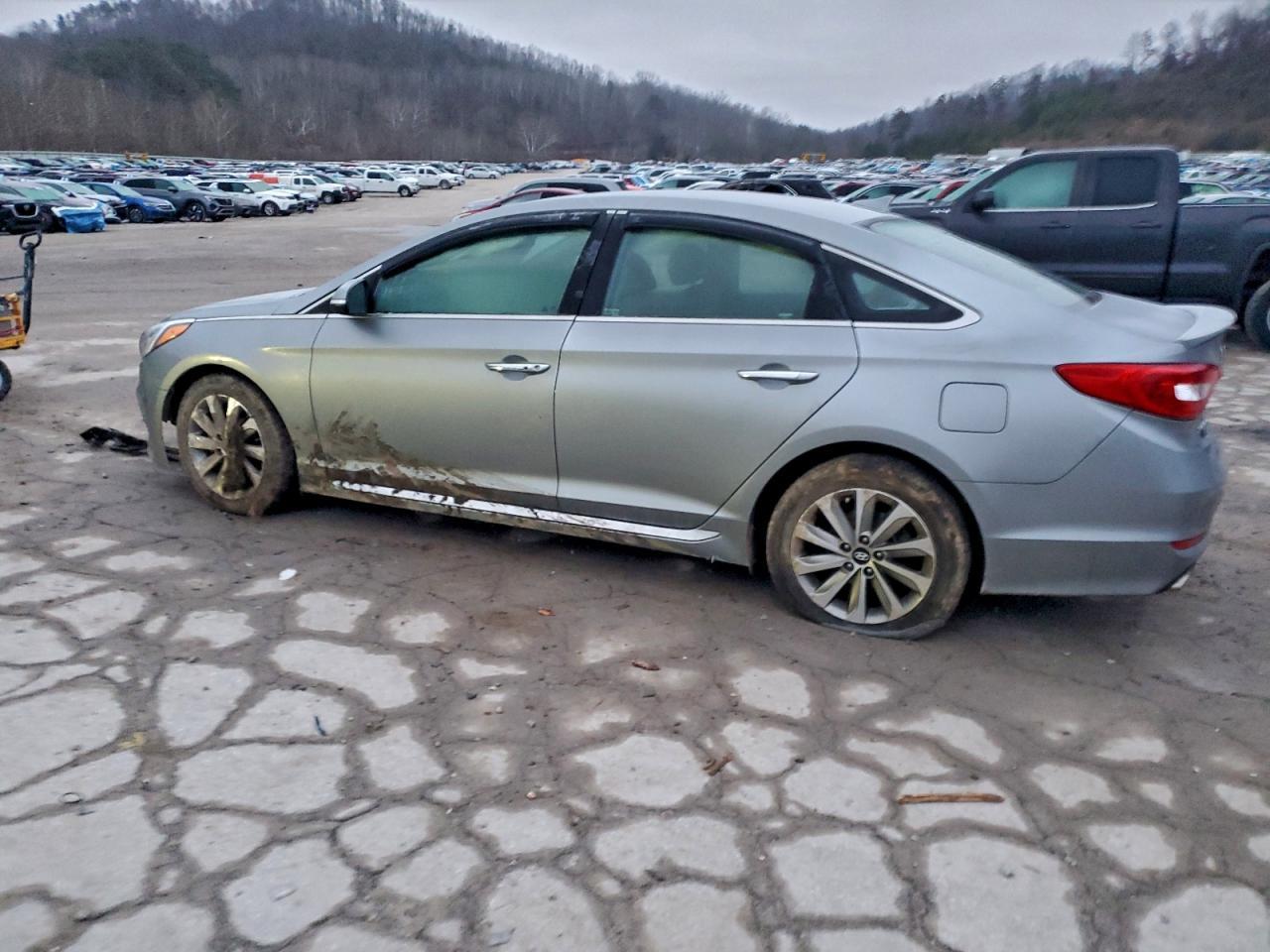 2015 HYUNDAI SONATA
