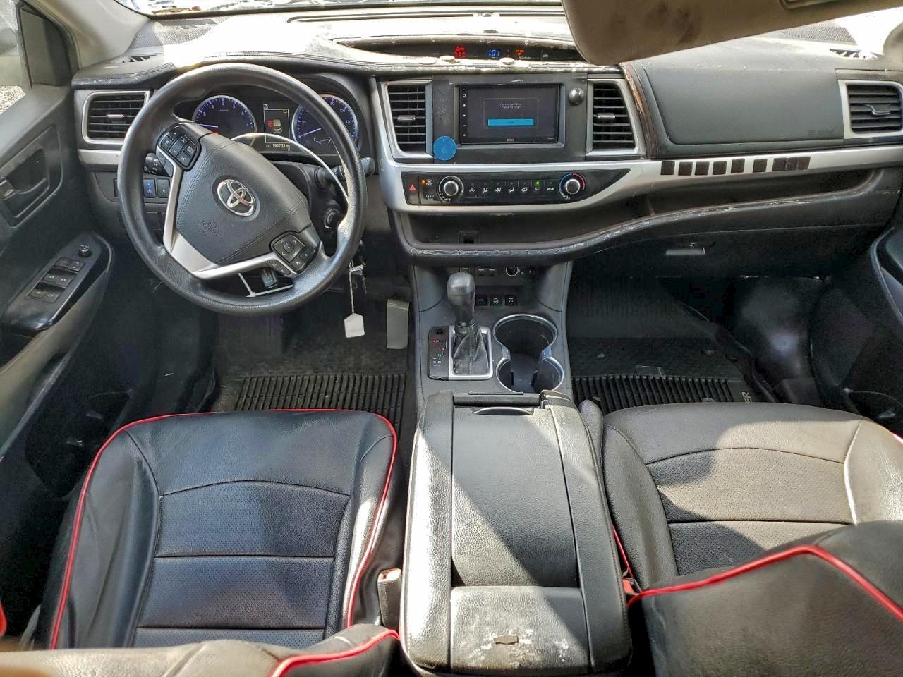 2019 TOYOTA HIGHLANDER