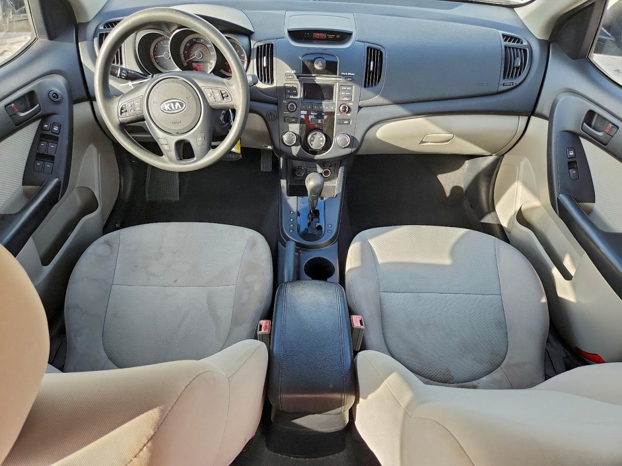 2010 KIA FORTE