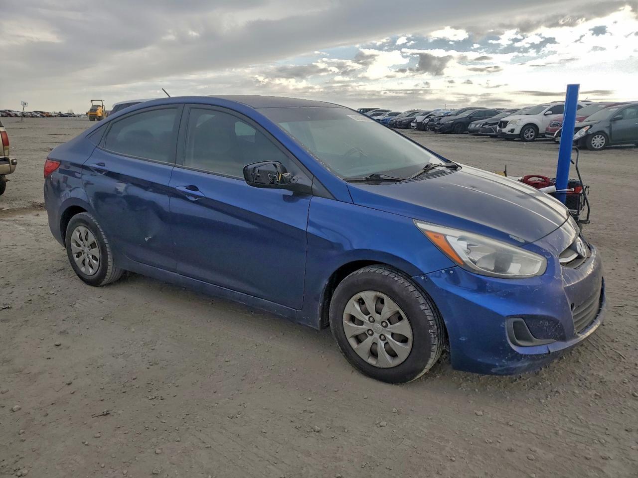 2015 HYUNDAI ACCENT