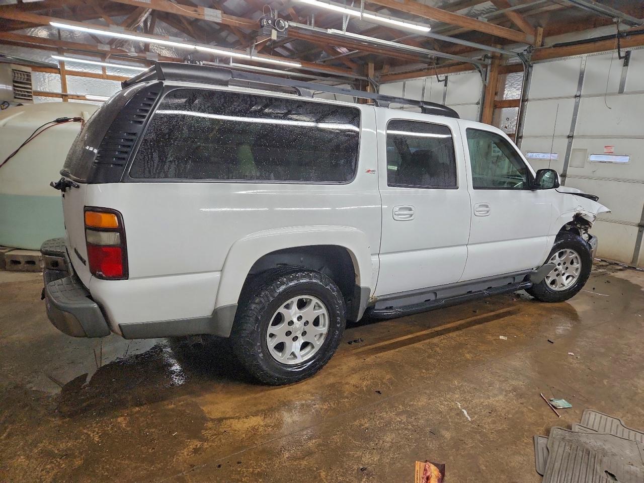 2005 CHEVROLET Suburban