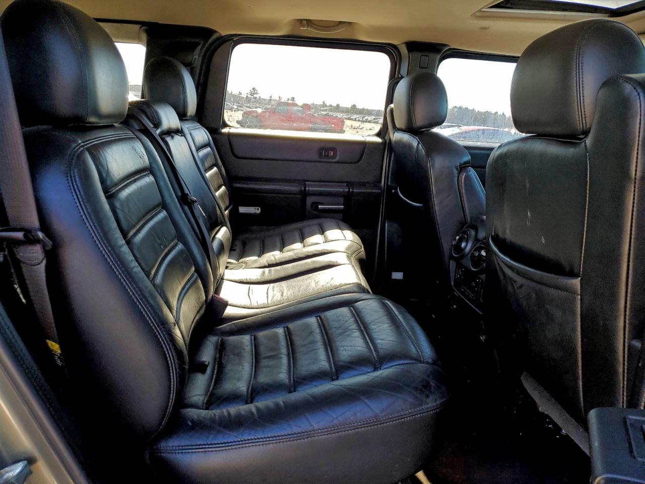 2005 HUMMER H2