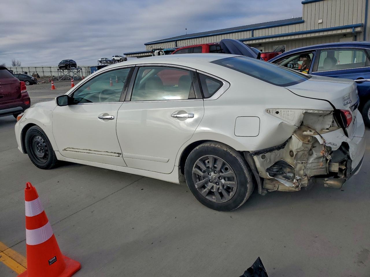 2017 NISSAN ALTIMA