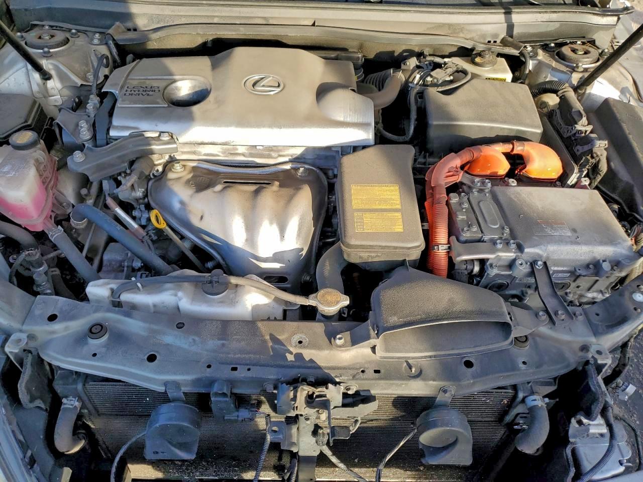 2013 LEXUS ES 300H