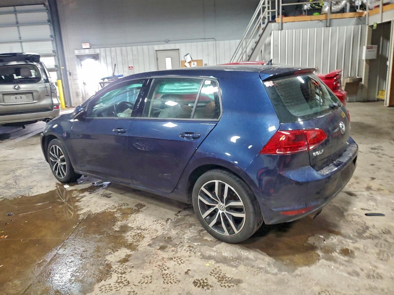 2015 VOLKSWAGEN GOLF