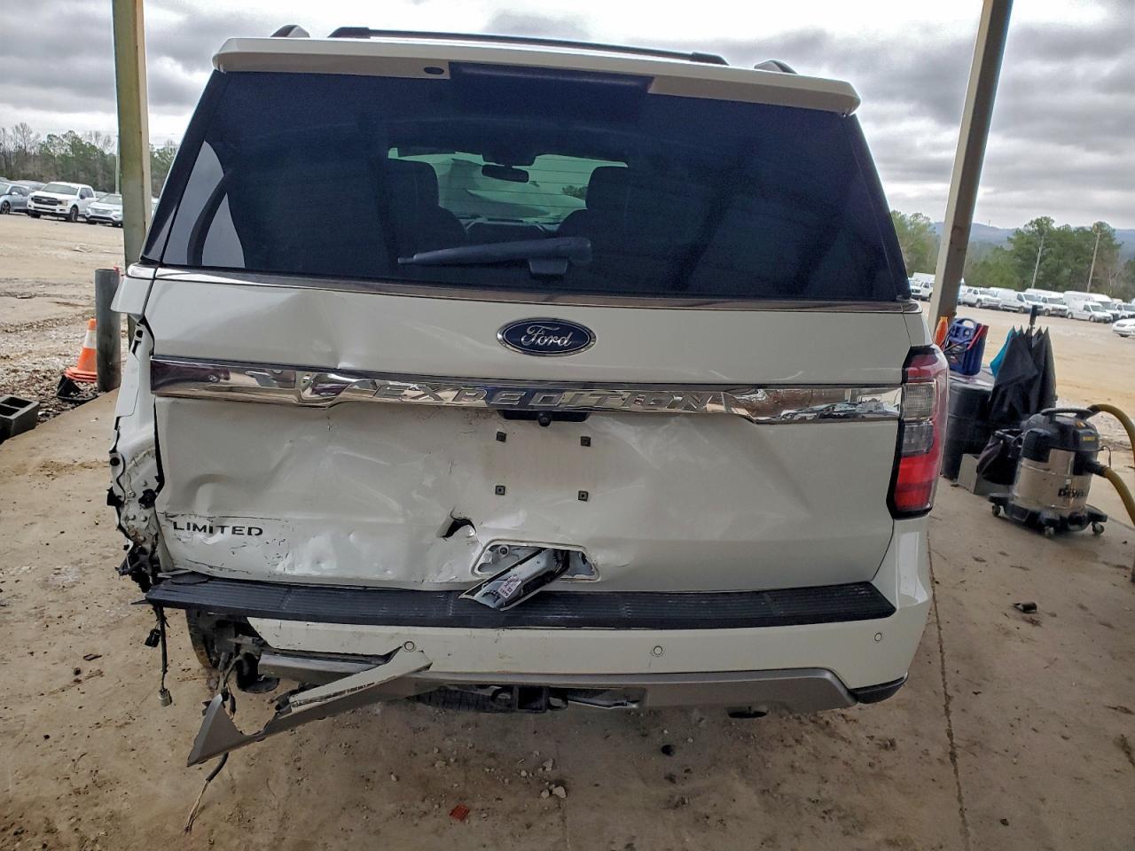 2021 FORD Expedition