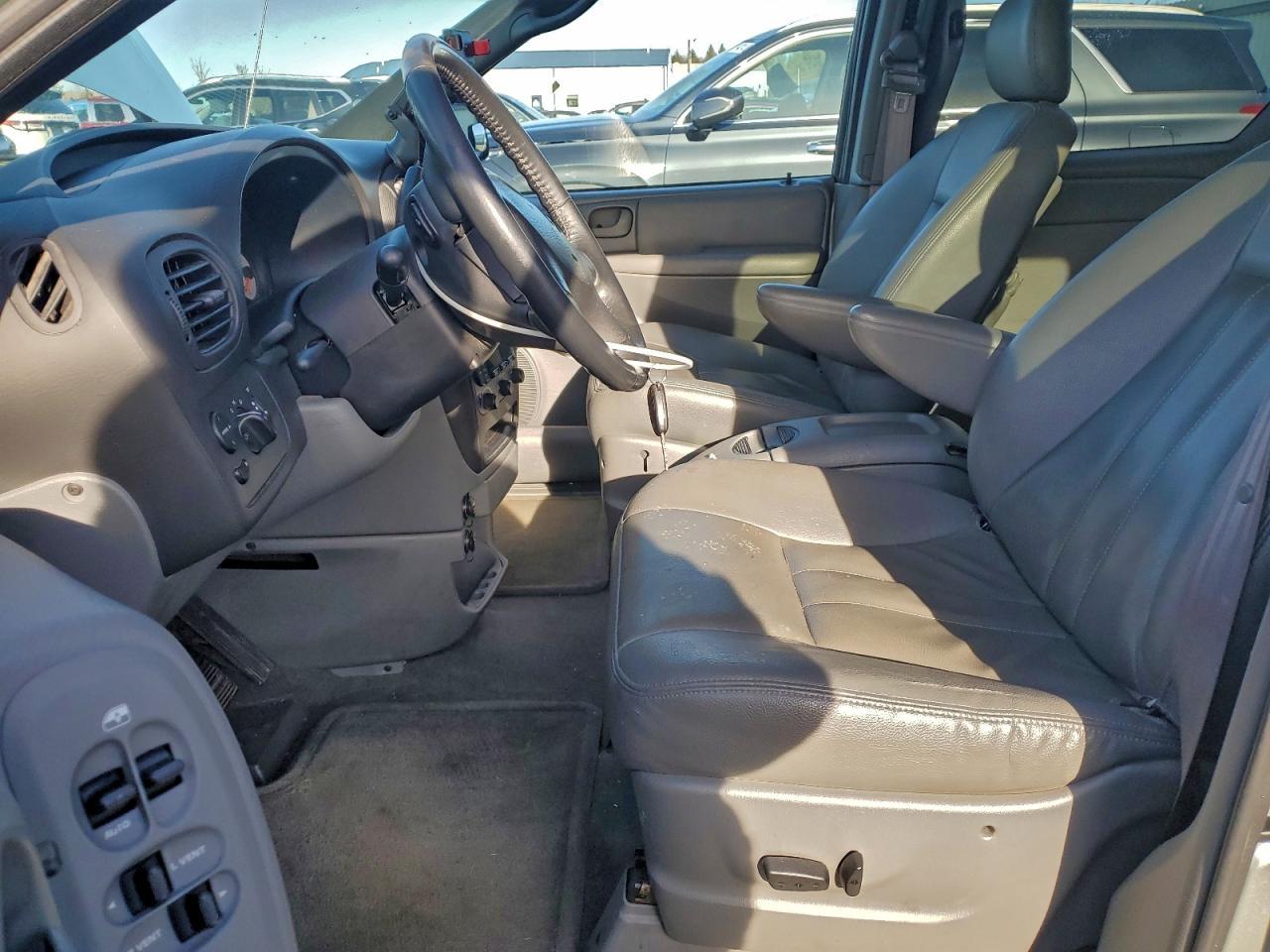 2004 DODGE GRAND CARAVAN