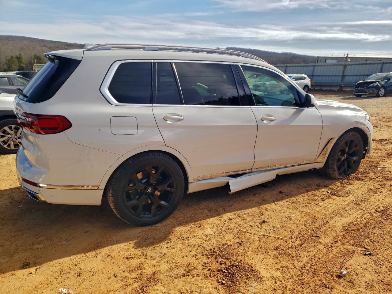 2021 BMW X7