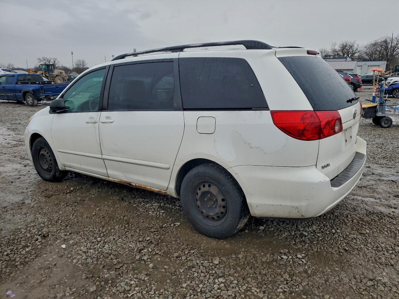 2008 TOYOTA SIENNA