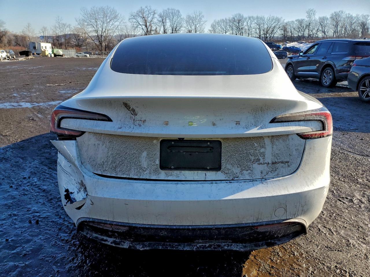 2024 TESLA MODEL 3