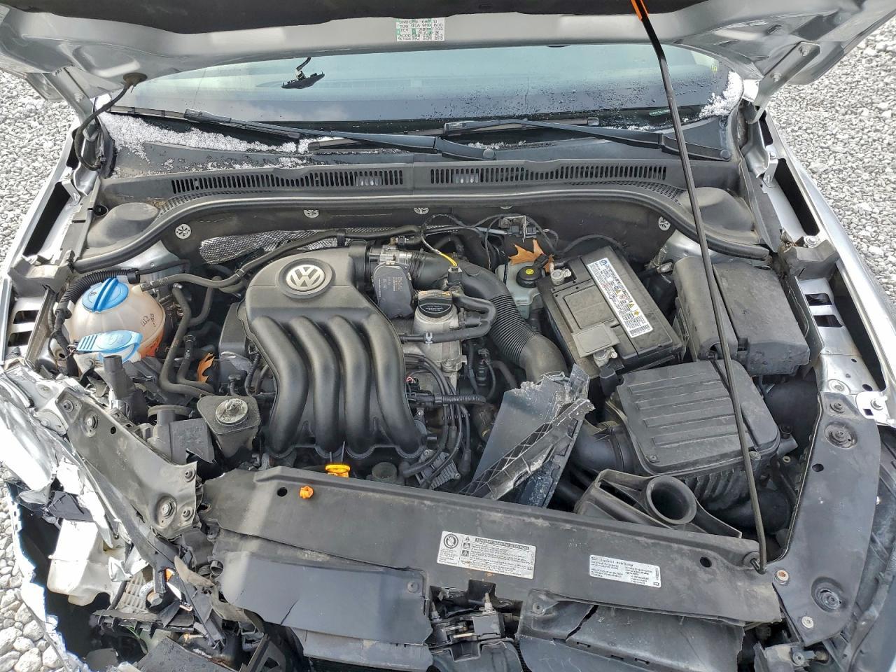 2013 VOLKSWAGEN JETTA
