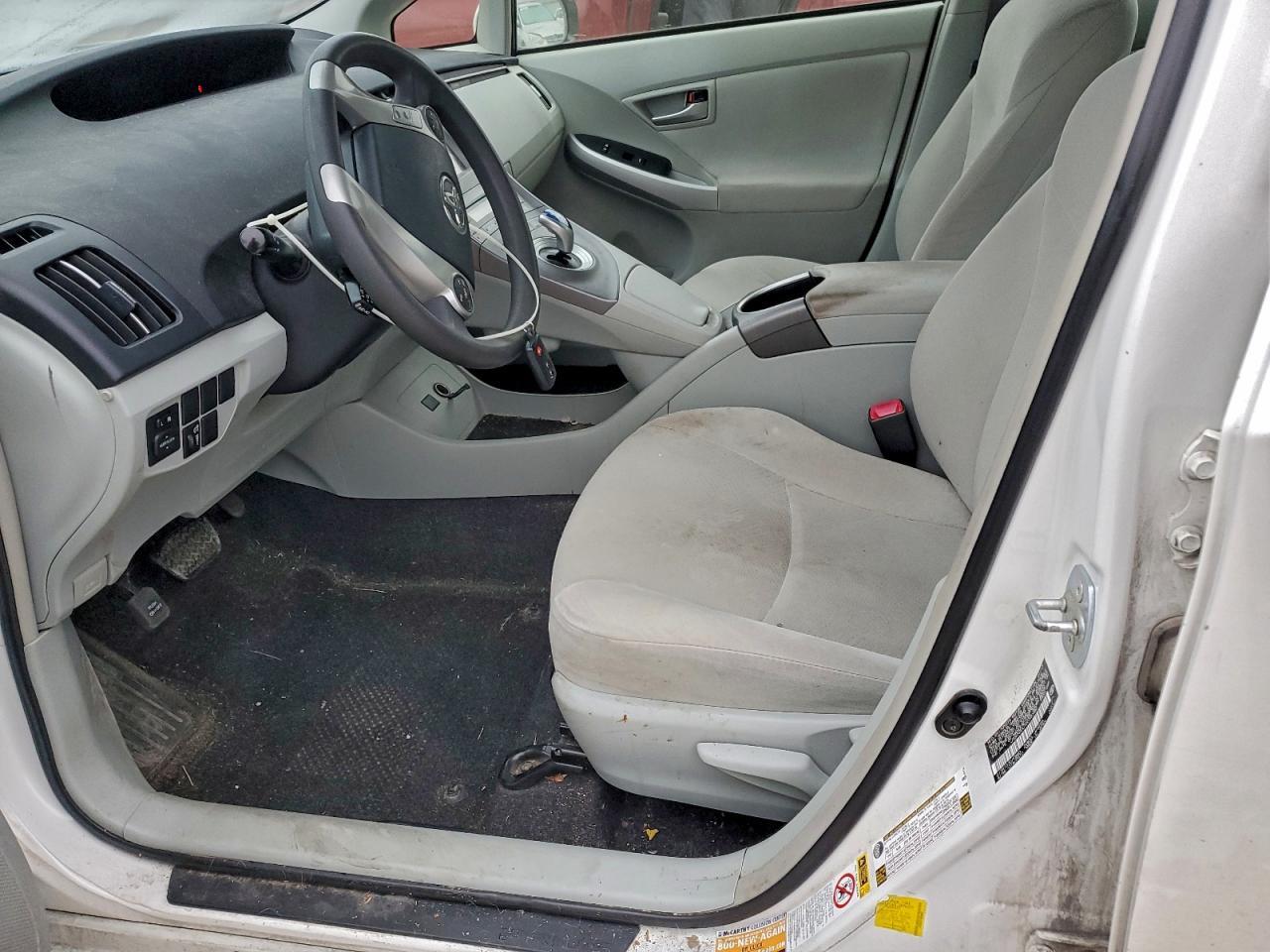 2013 TOYOTA PRIUS