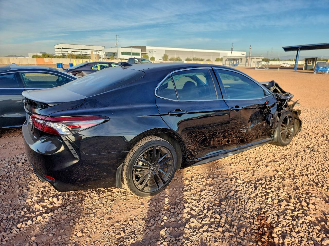 2024 TOYOTA CAMRY