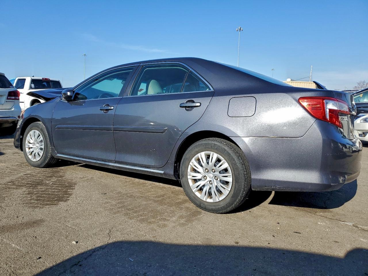 2012 TOYOTA CAMRY