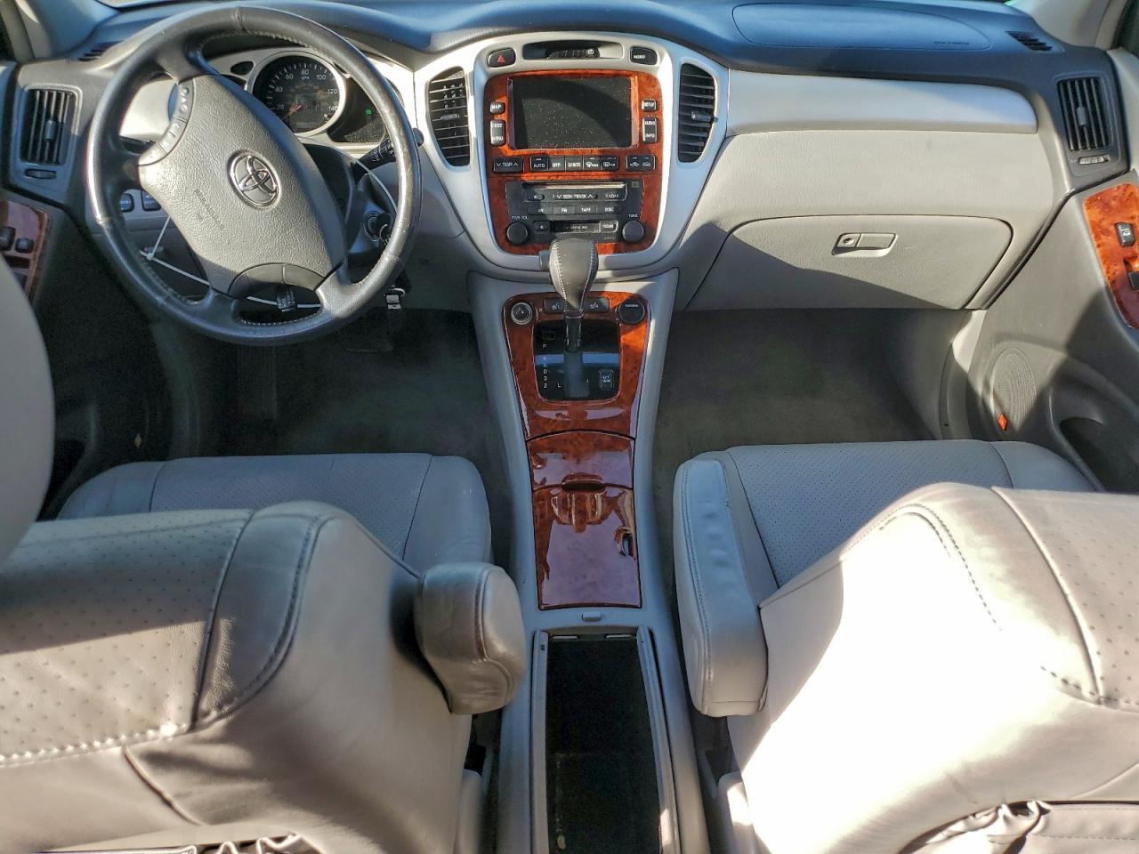 2006 TOYOTA HIGHLANDER