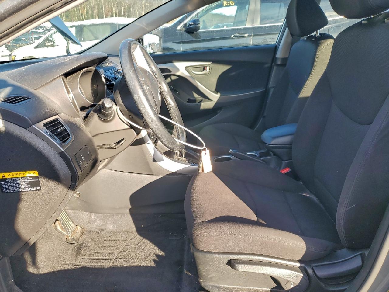 2016 HYUNDAI ELANTRA