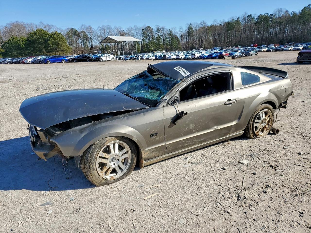 2005 FORD MUSTANG