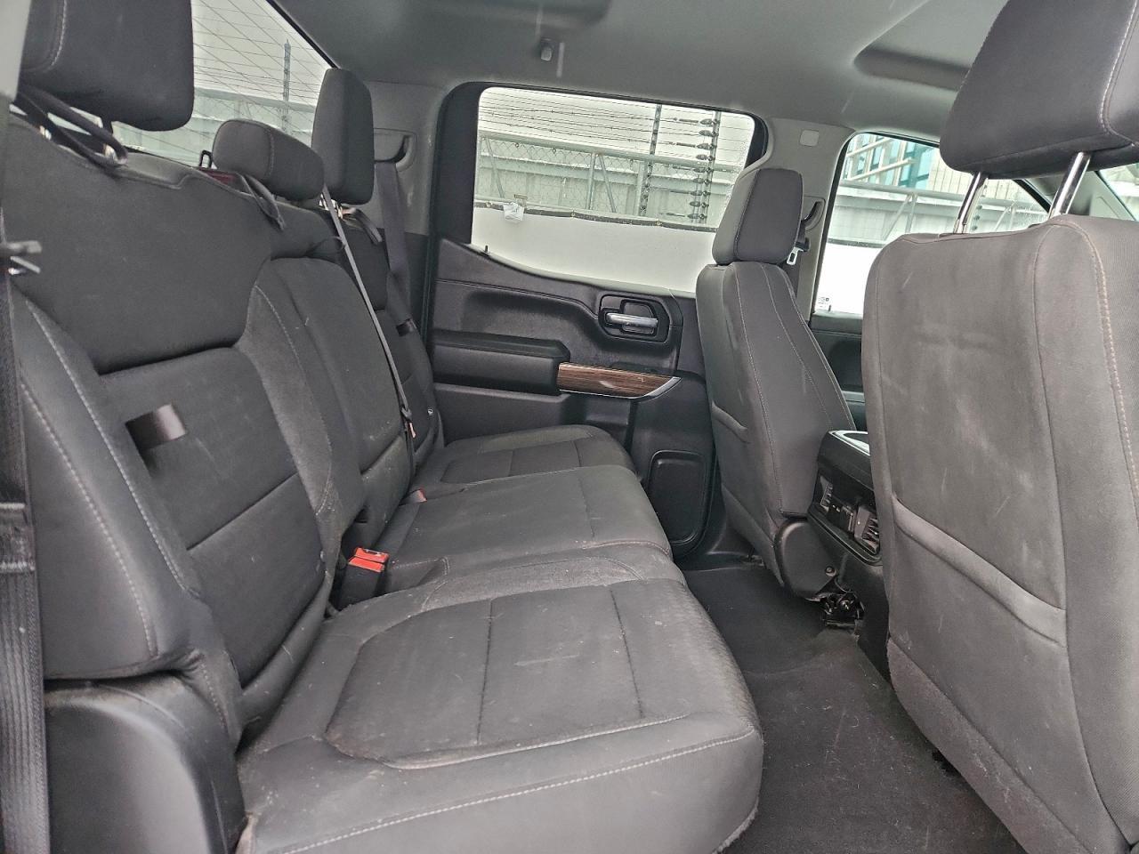 2021 CHEVROLET Silverado