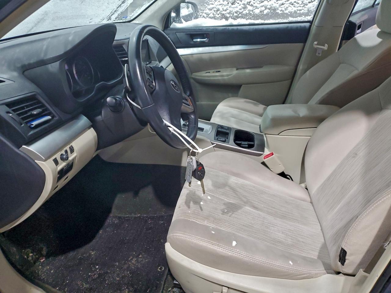 2013 SUBARU Legacy