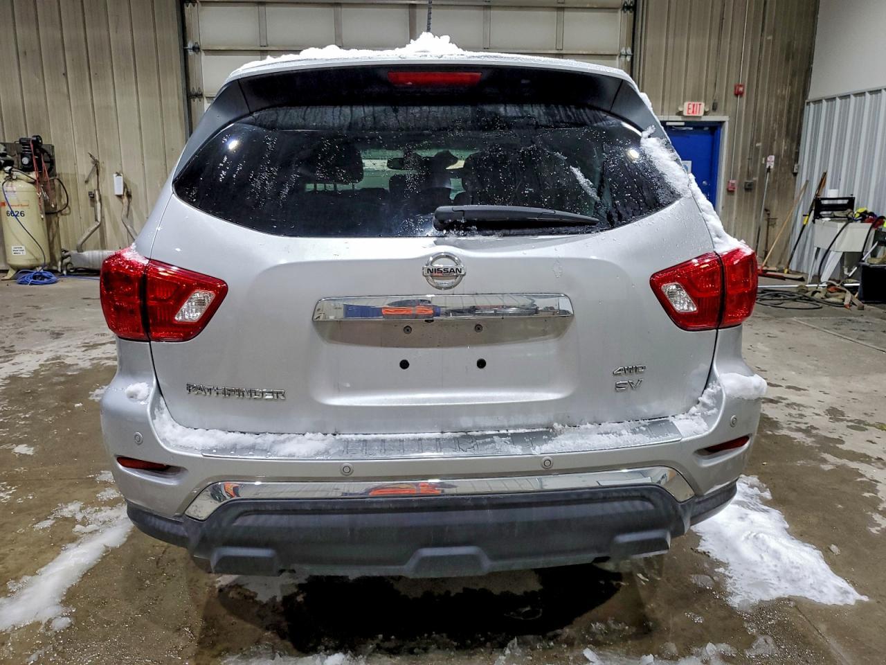 2017 NISSAN PATHFINDER