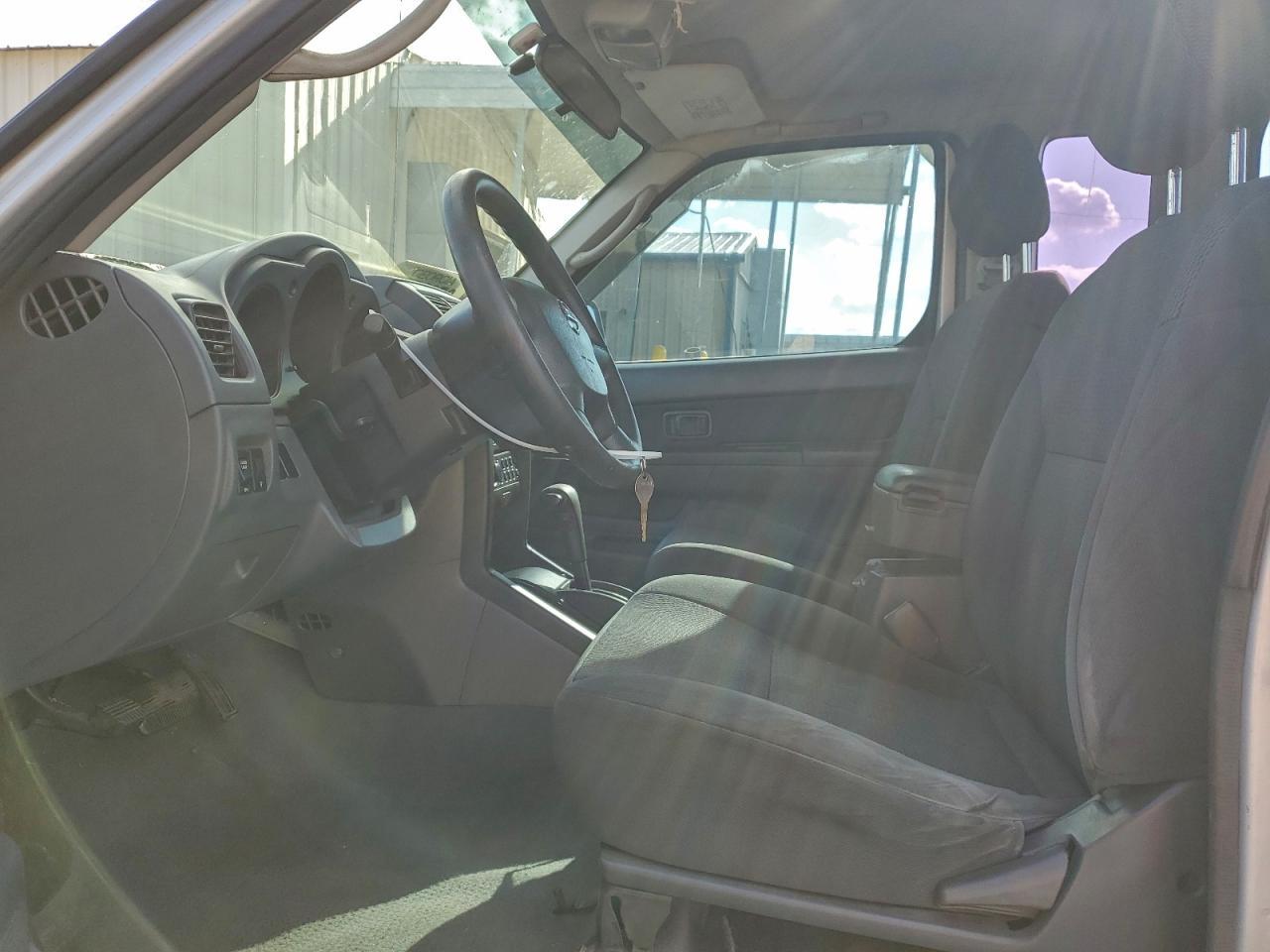 2004 NISSAN Frontier