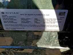 2022 RIVIAN R1t