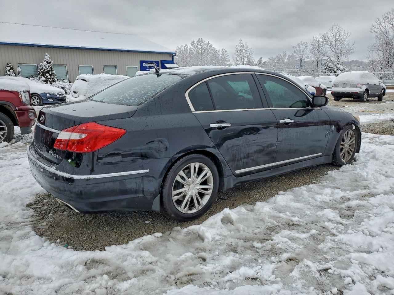2012 HYUNDAI GENESIS