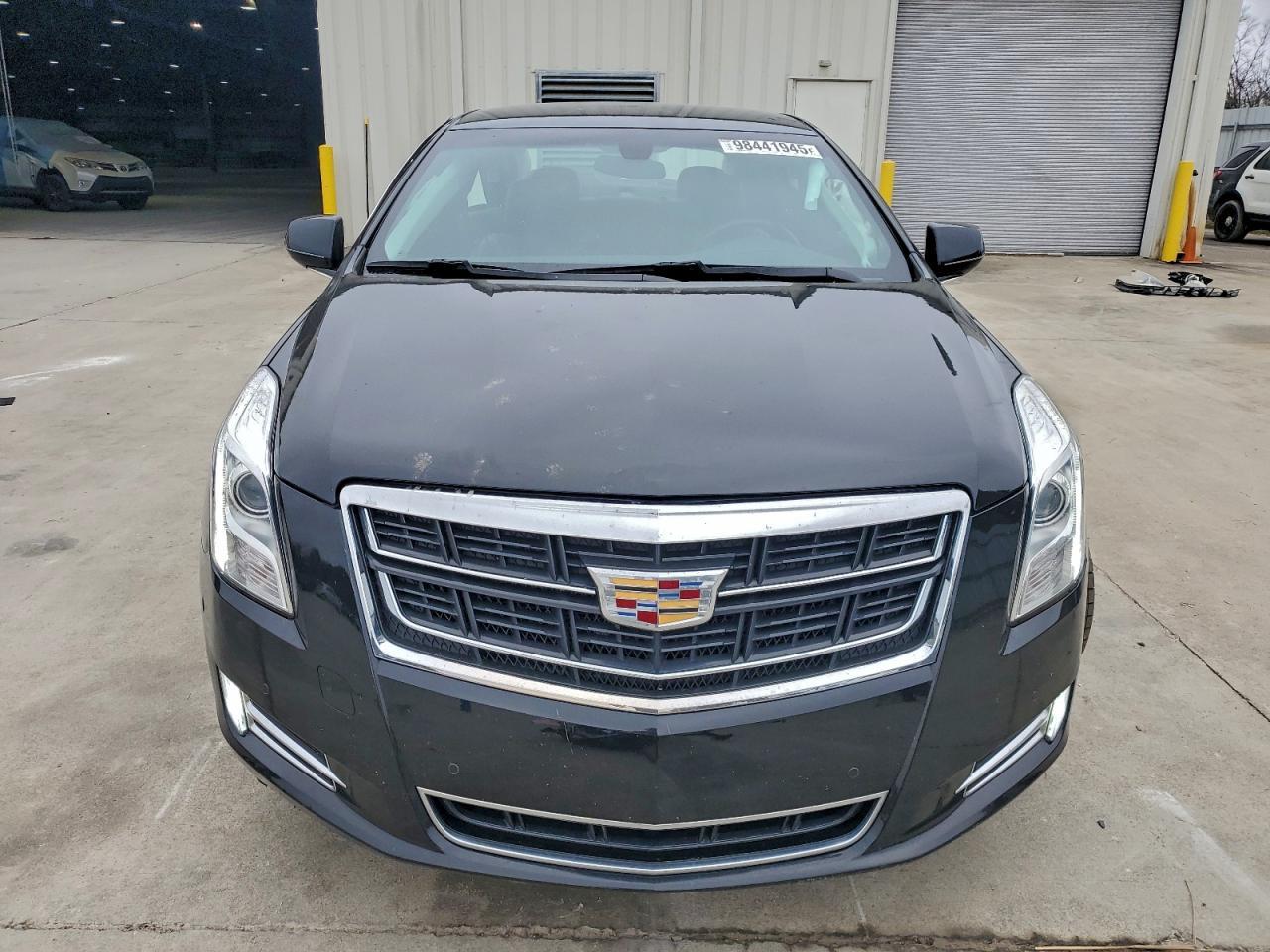 2017 CADILLAC XTS