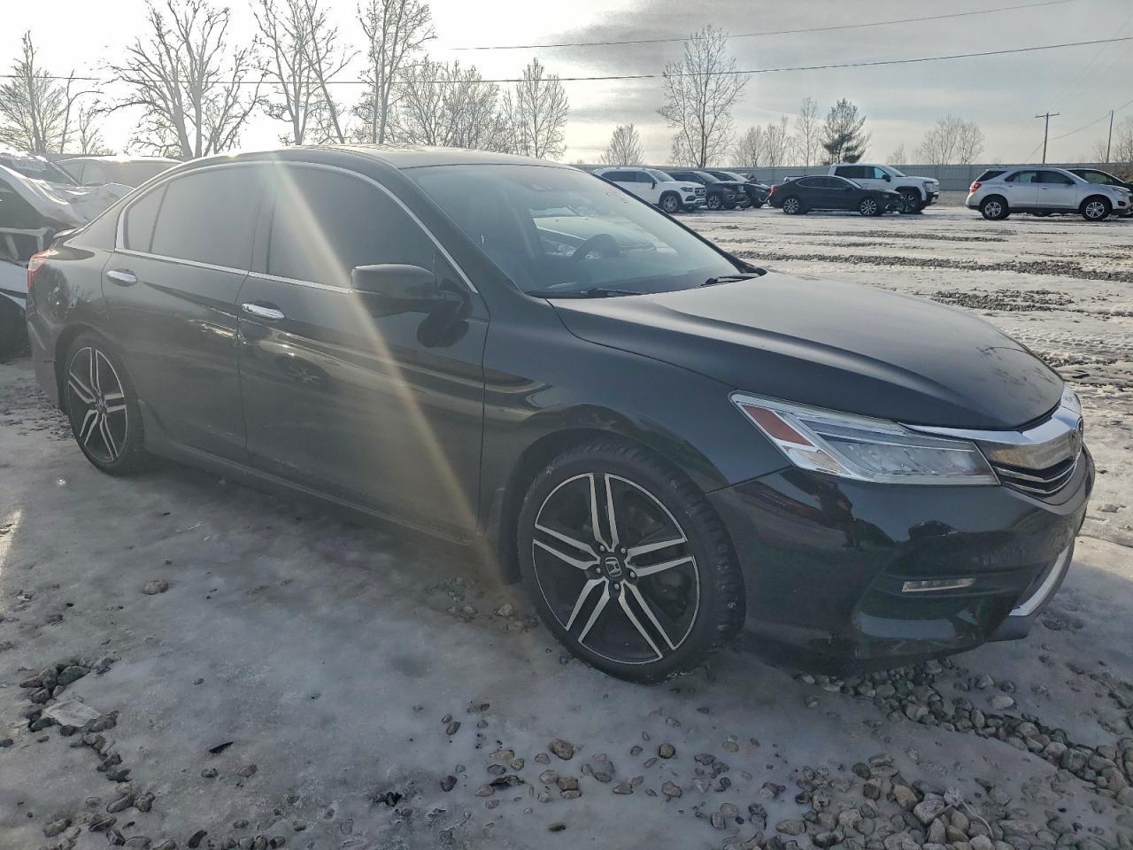 2016 HONDA ACCORD