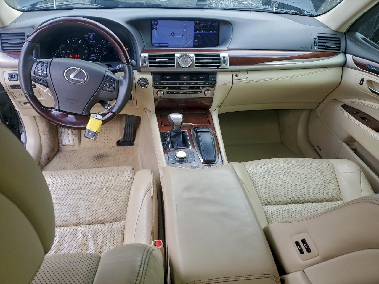2013 LEXUS LS 460