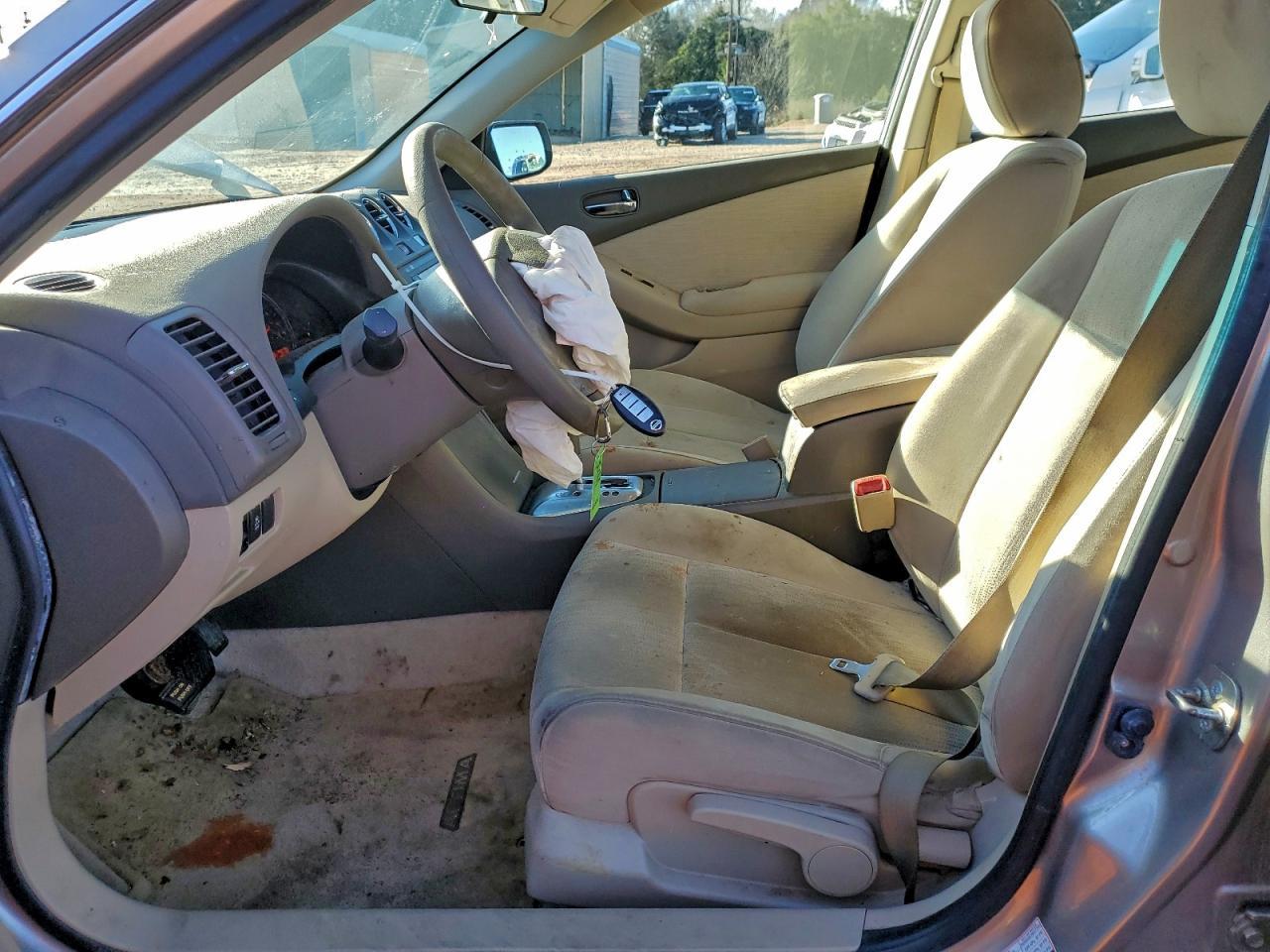 2012 NISSAN ALTIMA