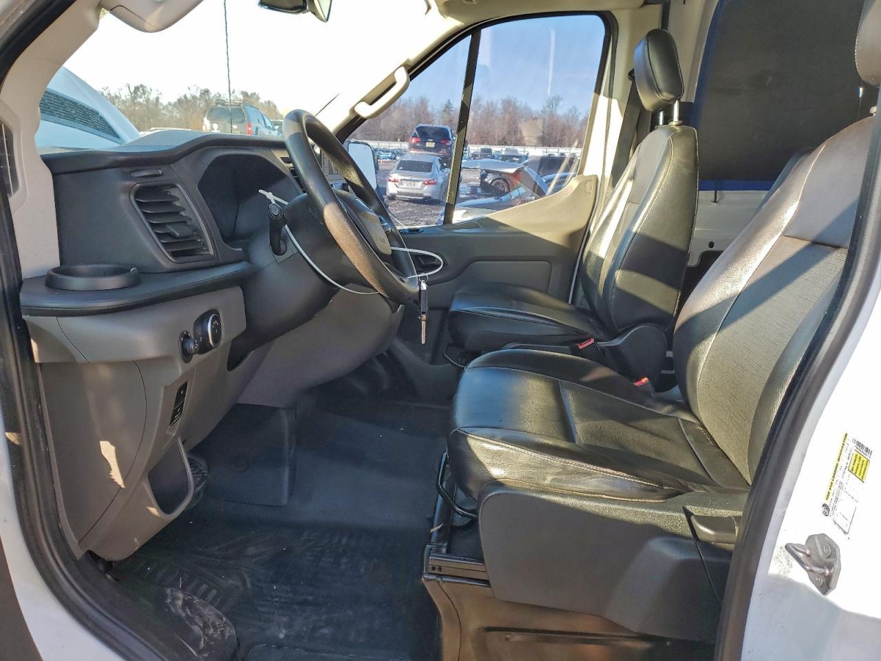 2021 FORD Transit