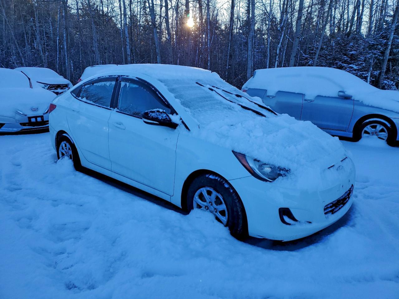 2014 HYUNDAI ACCENT